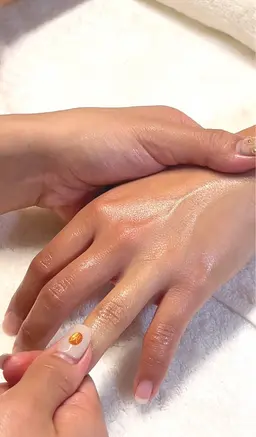 【単品】アロマトリートメント(手〜手首まで)