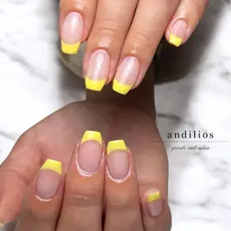 シンプルネイル