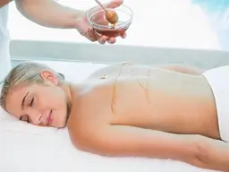 【黒ずみケア♪】VIOワックス脱毛+生はちみつヒップピーリング※女性限定