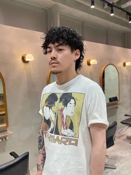 カット+波巻きパーマ