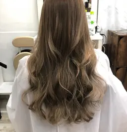 透明感ブリーチカラー /透明感が出づらい方、赤みが強い方