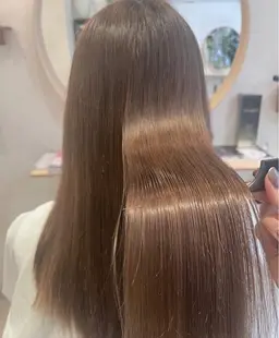 縮毛矯正＋ミルボントリートメント