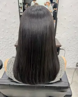💍 パヤパヤ広がりやすい髪の毛に✨ 《 似合わせカット➕ 透明感カラー 》➕ 🌿‬髪質改善 酸熱トリートメント 🌿