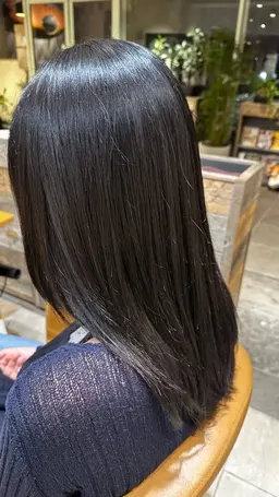 癖毛対策🫧ストレートパーマ+1ステップケアトリートメント🌟ナチュラルな質感♪ 🎓ミニモ学割✏️※詳細必読