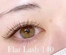 付け心地◎大人気フラットラッシュ〈140本〉(エクステオフ別途700円/LEDオフ1200円)