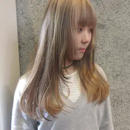 🌿ブリーチデザインカラー+トリートメント