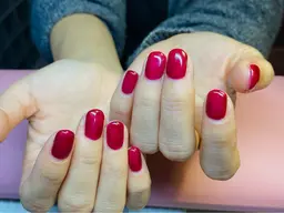 💎ジェルオフ無料💎ケア、美爪フォルム込。2色まで。ワンカラー