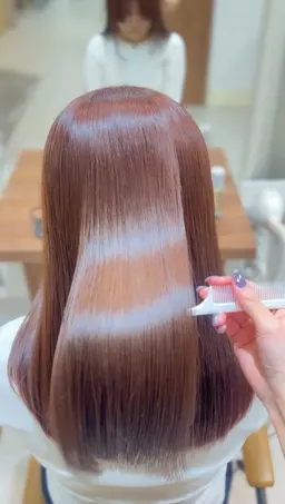 巻ける縮毛矯正✨×似合わせカット×1stepトリートメント／縮毛矯正と外部補習トリートメントでサラサラに🫧