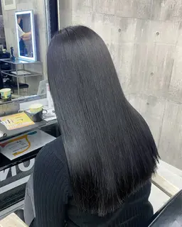 🎀《校則・就活で暗くしたい方必見✨》NO黒染め透明感ダークトーンカラー＋高保湿トリートメント🪞🩶