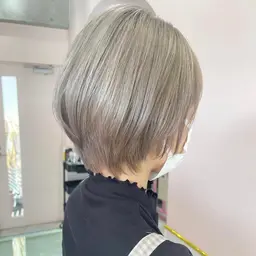 【モデルさん限定】レディースショートカット(ボブショート・ハンサムショート)+トリートメント