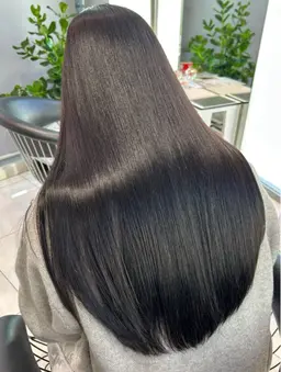 11月3名限定❕縮毛矯正➕髪質改善トリートメント🫧