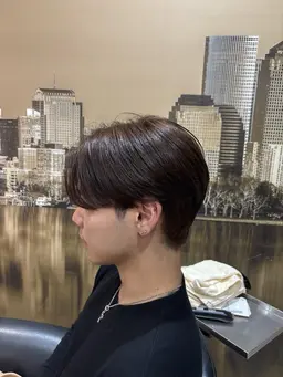 【メンズ限定🎧ブリーチなしでも透明感UP✨️】カット✂️＋イルミナカラー🎨