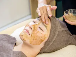 【嬉しいヘッドスパ付き🫧】ハーブピーリング🌿