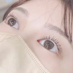 【ミニモ学割】まつ毛パーマ☆アイシャンプー&トリートメント付き