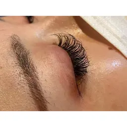 🤍初回限定🤍持ち重視💎ダブルフラットラッシュ💎140本👀✨付け足しもOKです🦋初回オフ込み🫧