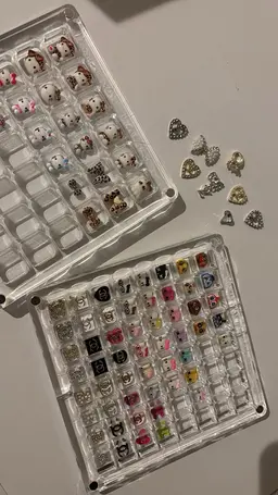 ネイルパーツ⚠️こちらからのご予約は出来ません。