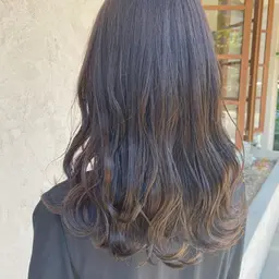 デザインカット + シャンプー + 髪質改善 oggiotto ¥7500