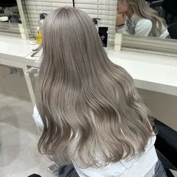 【🤍🌹人気No.6🌹🤍】🫧🤍ブリーチ込みダブルカラー+オリジナルトリートメント🤍🫧