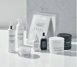 🖤攻めのエイジング🖤V.O.S Glaze BLACK🫧攻めの毛穴レス×肌質改善ピーリング💎自信溢れる素肌へ