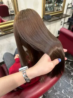 【最高級トリートメント】seed史上最高級トリートメント✨️髪の癖や捻れを抑え艶やかな髪へ✨️