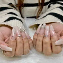 【ハンド】定額コース🤍チップ10本 * 『サンプルから選べるデザイン🎀』《オフなし》🍐