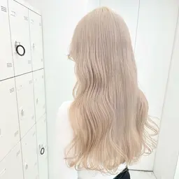 【🎀1日3名様限定メニュー🎀】トリプルカラー【ブリーチ2回➕オンカラー1回➕オリジナルトリートメント】