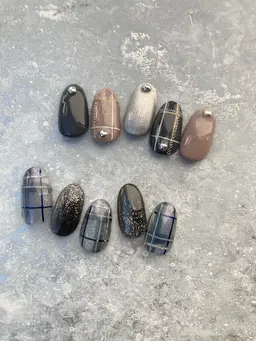 【オフあり】10本中4本​〜​6本アート💅/デザイン40種類！お時間目安2h