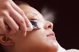 気になる毛穴の黒ずみケア！美白トリートメント🍍