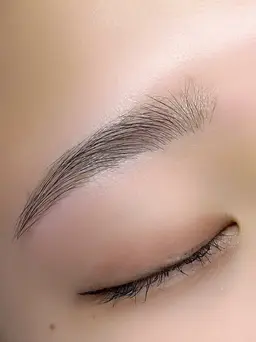 【新規限定】似合わせ美眉スタイリング（WAX脱毛＋簡単メイク付）