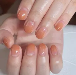 【オフあり】グラデーション🫧甘皮ケア込み※クリアベース