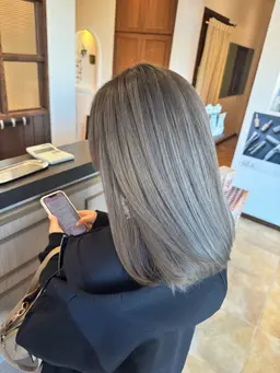 成人式前に✨【ご新規様限定価格🌷】似合わせカット✂️＋ブリーチカラー✨