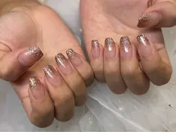 ラメグラデーションネイル💅🏻