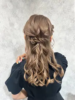 12月限定✨【お出掛け前に🌸】ヘアアレンジ🎀《ハーフアップ、ハーフツイン》