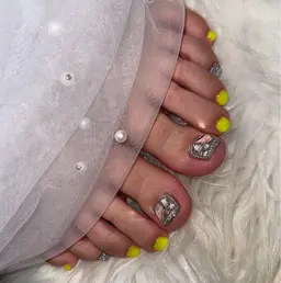 【オフなし】フット親指アート🎀