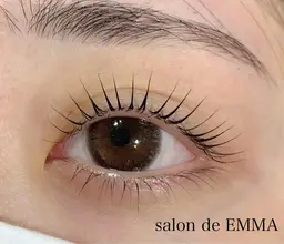 ご新規様【平日限定❣️パリジェンヌラッシュ4900円🌟】※他店エクステオフ＋500円、再来の方5300円