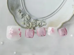 👣フット定額Trendコース【オフがない方はこちら・甘皮ケア＆フットバス込】