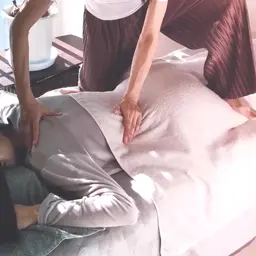 全身ほぐし100分🌿頭から指先まで隈なく全体的にほぐします。マタニティ🆗✨現金専用⚠️