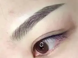 眉毛パーマ☆次世代アイブロウリフト