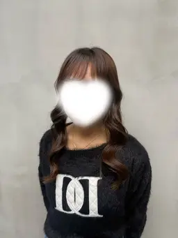 韓国風コテ巻きスタイリングモデル