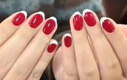 【ハンド】フレンチ&ラメフレンチ&マグネットフレンチ【ベ−スあり】❤️ソフトジェルオフ無料、新規予約➖500円❤️