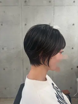 【12月限定小顔効果◎】似合わせショートカット➕トリートメント➕マイクロバブルスパ➕スタイリングアドバイス