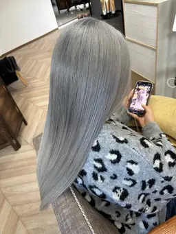 【10月限定特別価格🉐】髪を傷ませない【高級髪質改善トリートメント✨️】