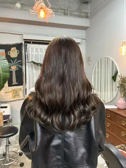 🌸４回目以降のご来店🌸🐯透明感カラー　＋　oggi otto トリートメント（L）🐯