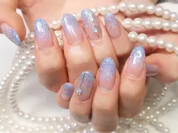 オフ無し【当日限定】ラメグラデーション　ストーンアート2本付き