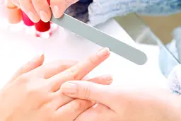 ハンドケアのみ‼️(甘皮処理 爪の整形) ※オフは別途料金かかります