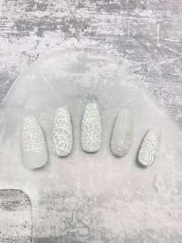 オフあり・持ち込み（手描き）アート【180分以上】