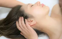 痛み少なめ小顔整顔💕【頭骨＋小顔メイク】ホホ骨・リフトアップ・フェイスライン・エラetc