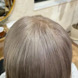 🔥🤍ブリーチリタッチ ＋ 透明感🫧ツヤカラー🤍🔥