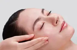 フェイシャルクリア