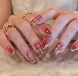 Newopen限定 新規ソフトオフ無料 持ち込みデザイン★自爪10本アート＋パーツやり放題